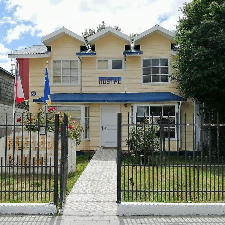 Refugio Bulnes Hostel Puerto Natales Bagian luar foto